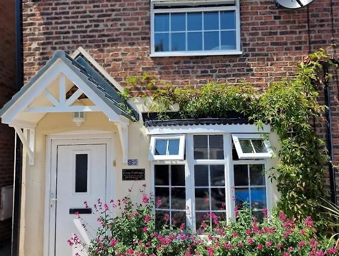 Cosy Cottage Central Bawtry - 2 Bedroom - High End Furnishings